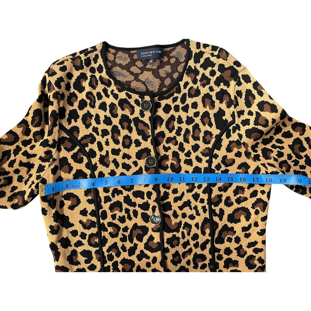 Jones New York Signature Leopard Print Cardigan Sweater L Large Button Piping - Picture 5 of 6